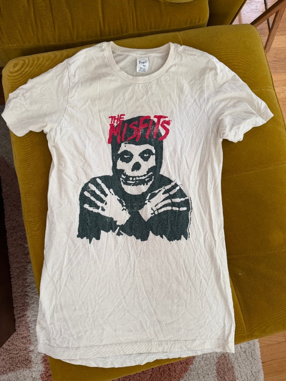 Misfits Distressed Vintage Style Tee